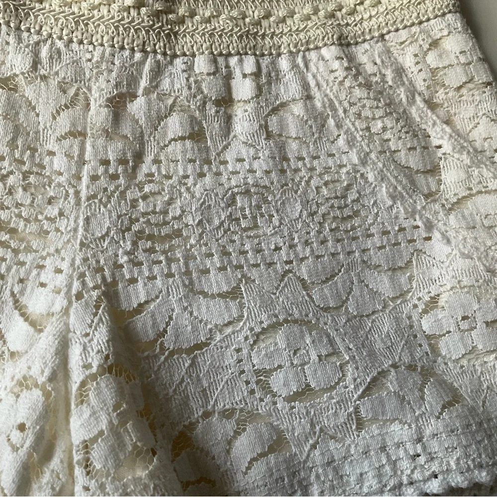 JUSTICE Lace Shorts Pockets Lining Elastic Waist Creamy White Girls Size 10